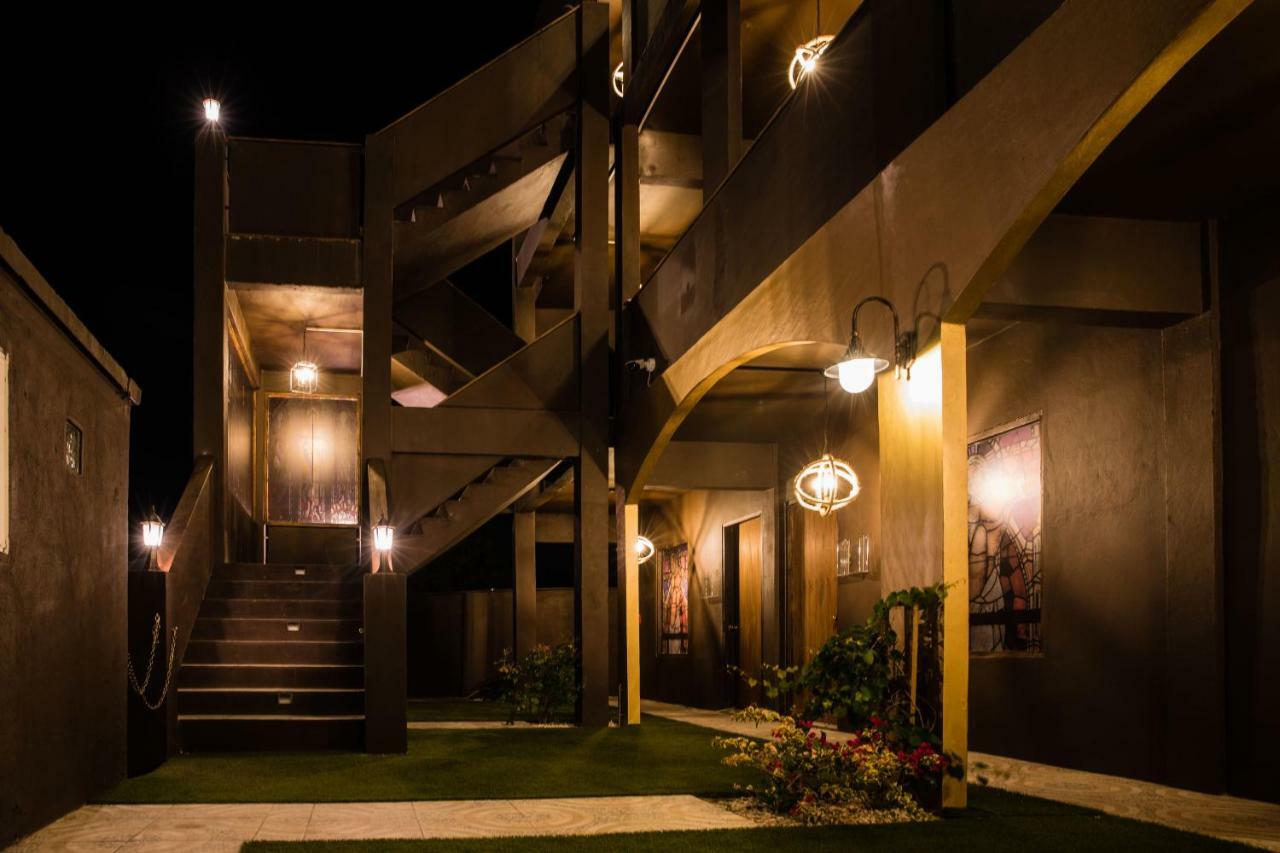 Monastery Suites Oranjestad Exterior foto